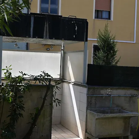 F011 - Fano, Trilocale Vista Mare Con Balcone